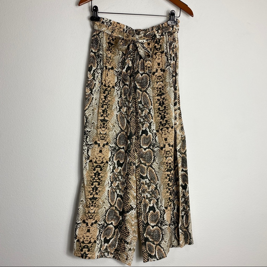 Myra Bay Animal Print Elastic Waist Jogger Pants M